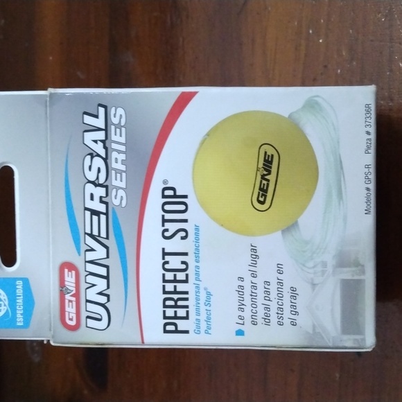 Universal Parking Guide - Picture 2 of 3